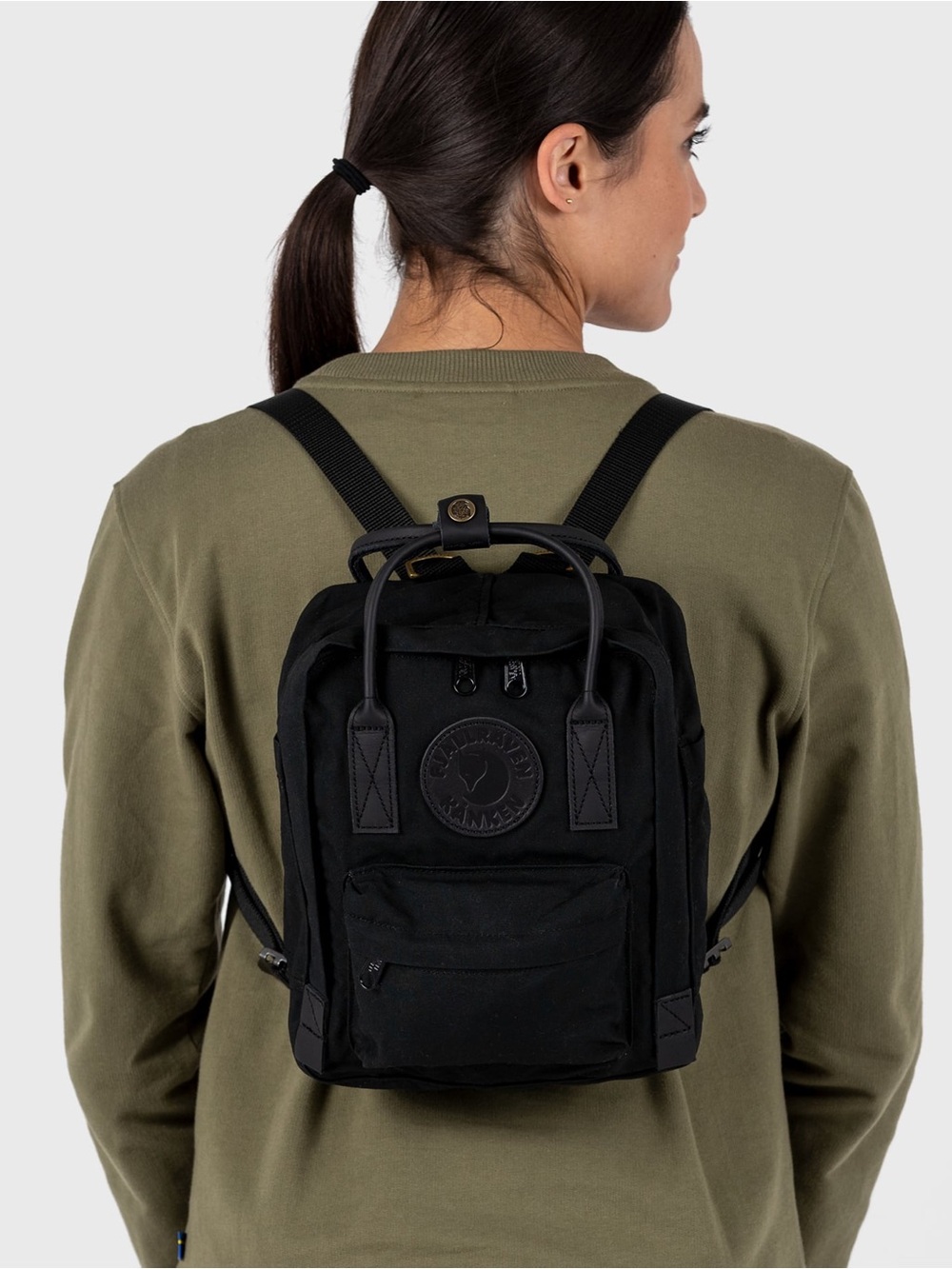 Fjallraven KANKEN NO. 2 All BLACK
MINI Backpack